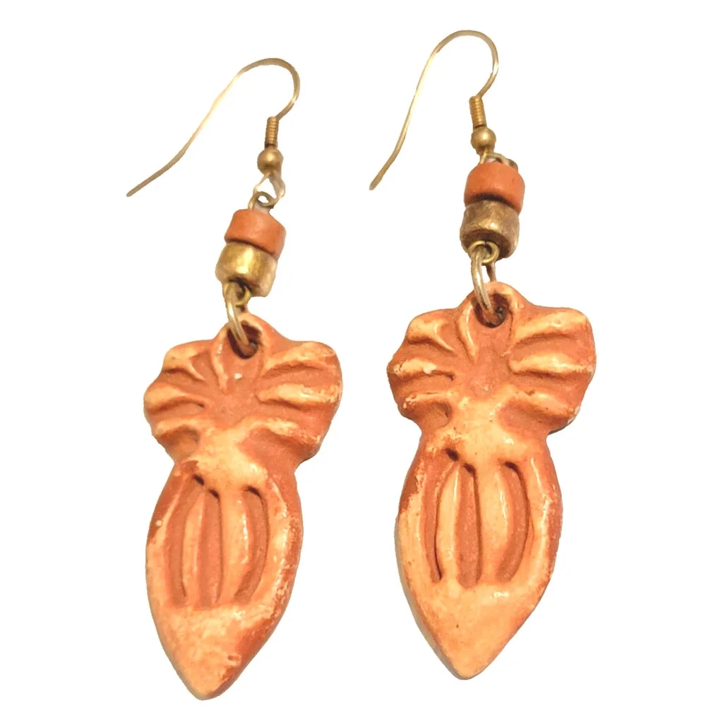 Vintage 1990's Southwestern Long‎ Dangle Pierced Earrings Rust 2.75
